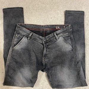 Grey skinny Jeans (new)